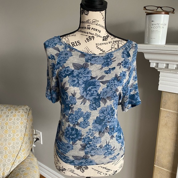 ๐NWT๐บRIPE Small tieback top - Picture 11 of 13